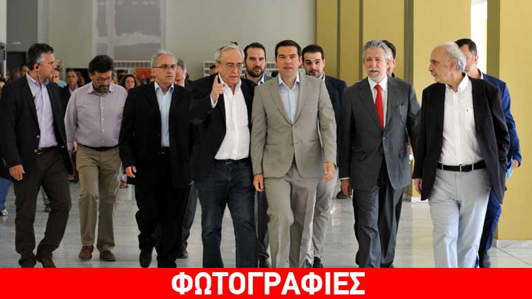 Στο υπουργείο Παιδείας ο Τσίπρας